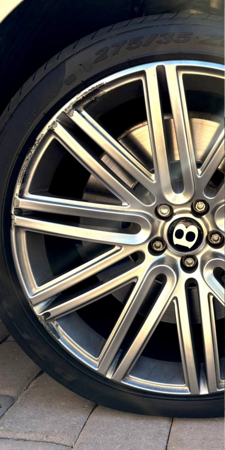 Bentley wheel before repair
