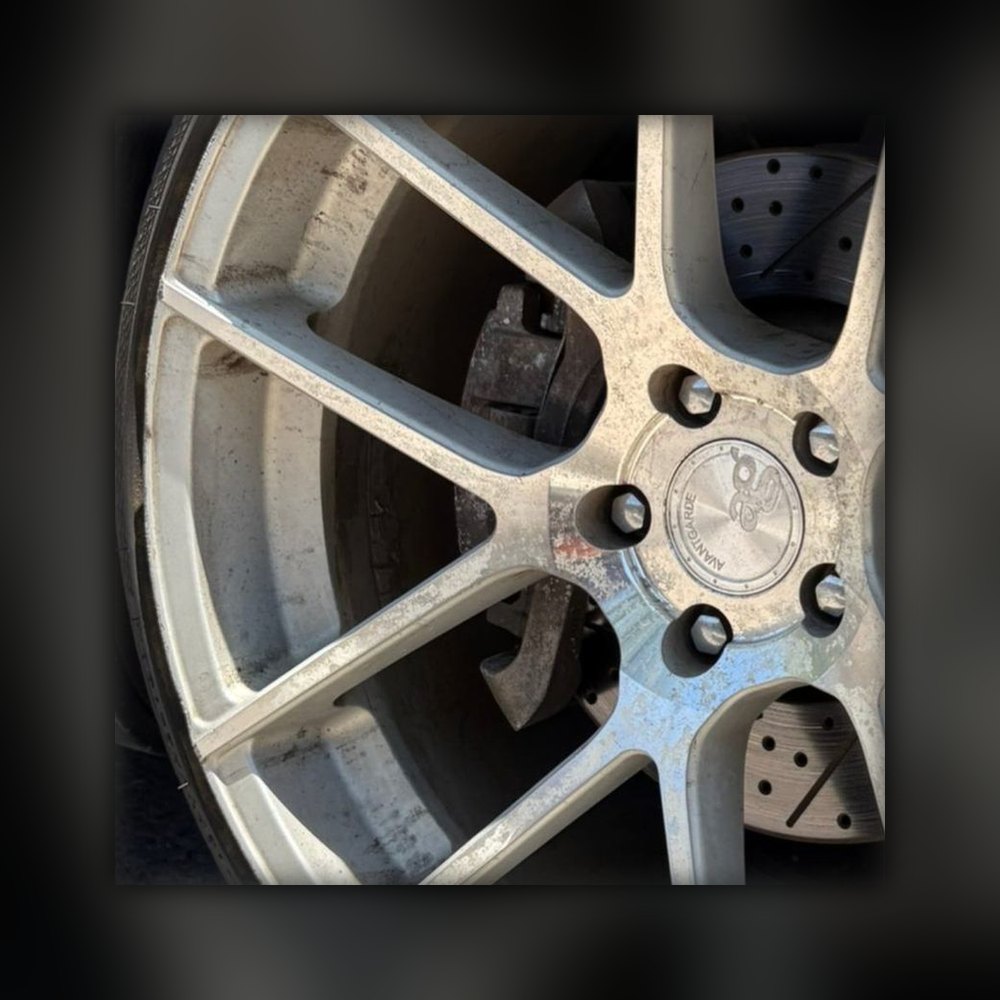 Avantgarde wheel before refinishing — dull, oxidised finish